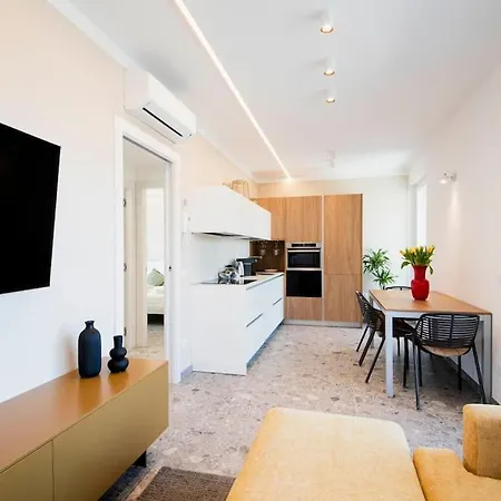 L&l Apartment
